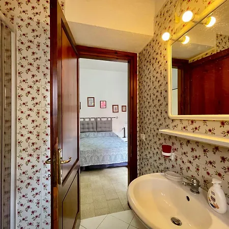 Le Calle Homes Apartment *